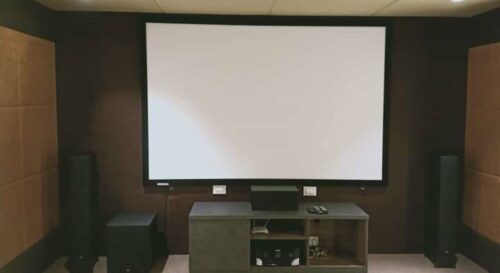 Projector Screens